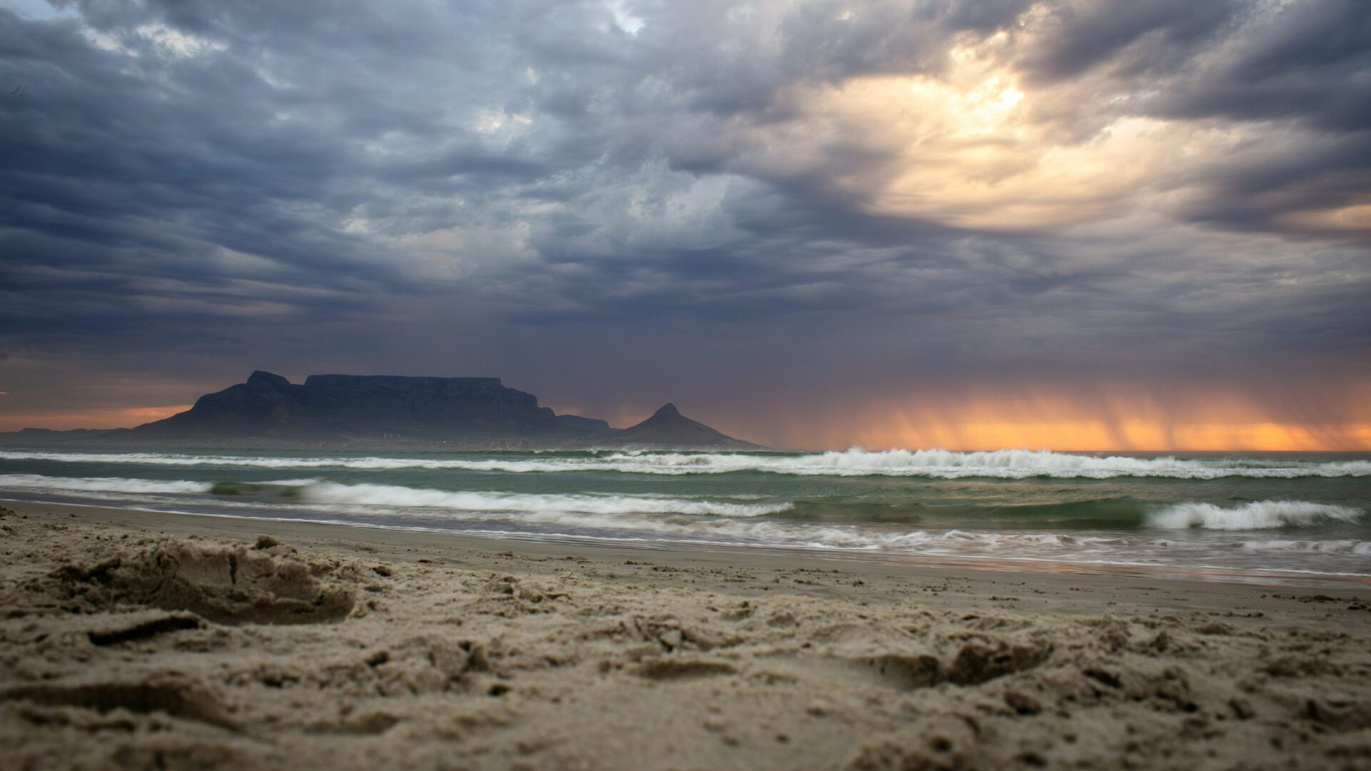 Cape Town Budget Travel: See Everything for Less