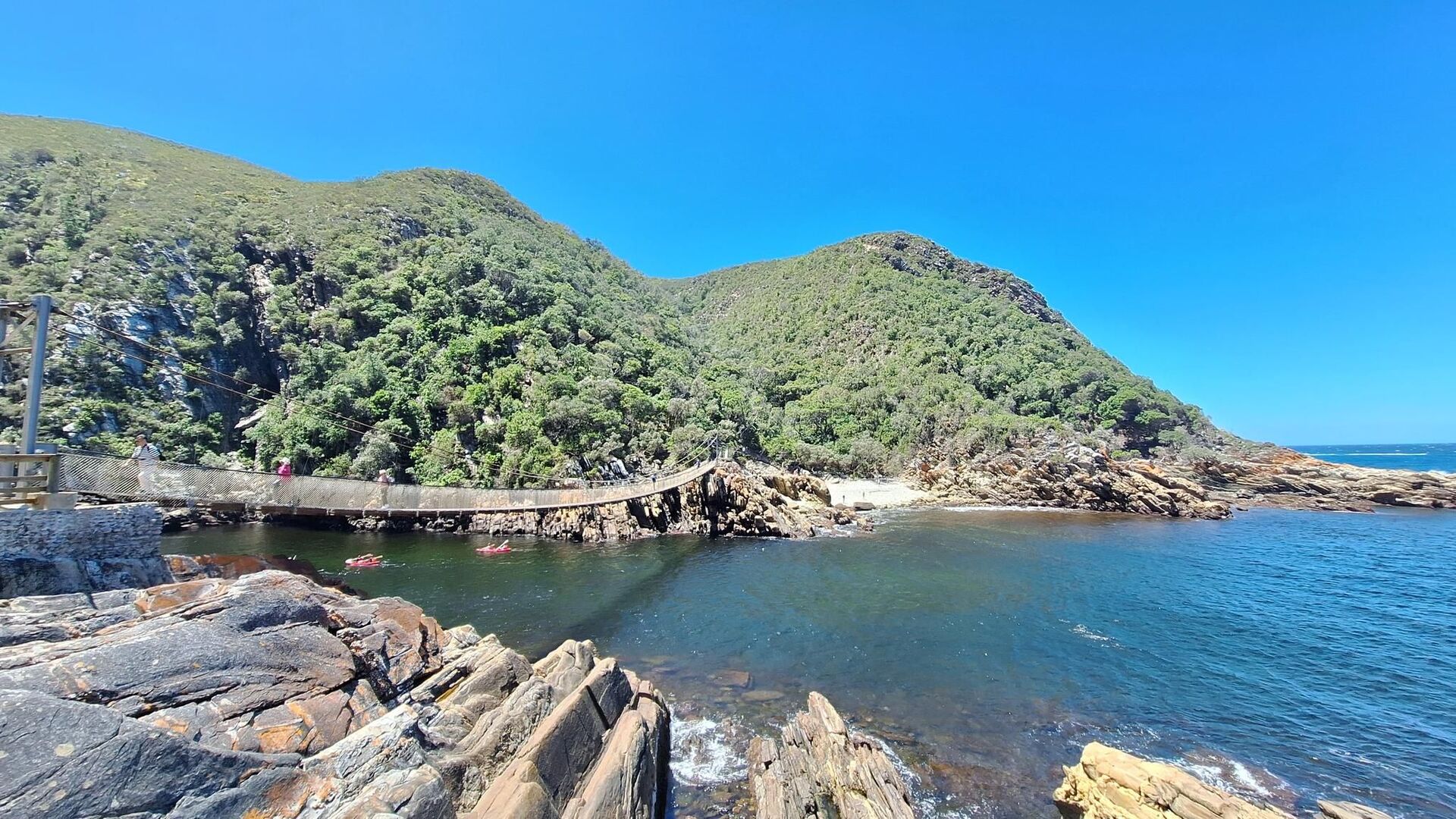 Garden Route scenic drive — accommodation pickup service