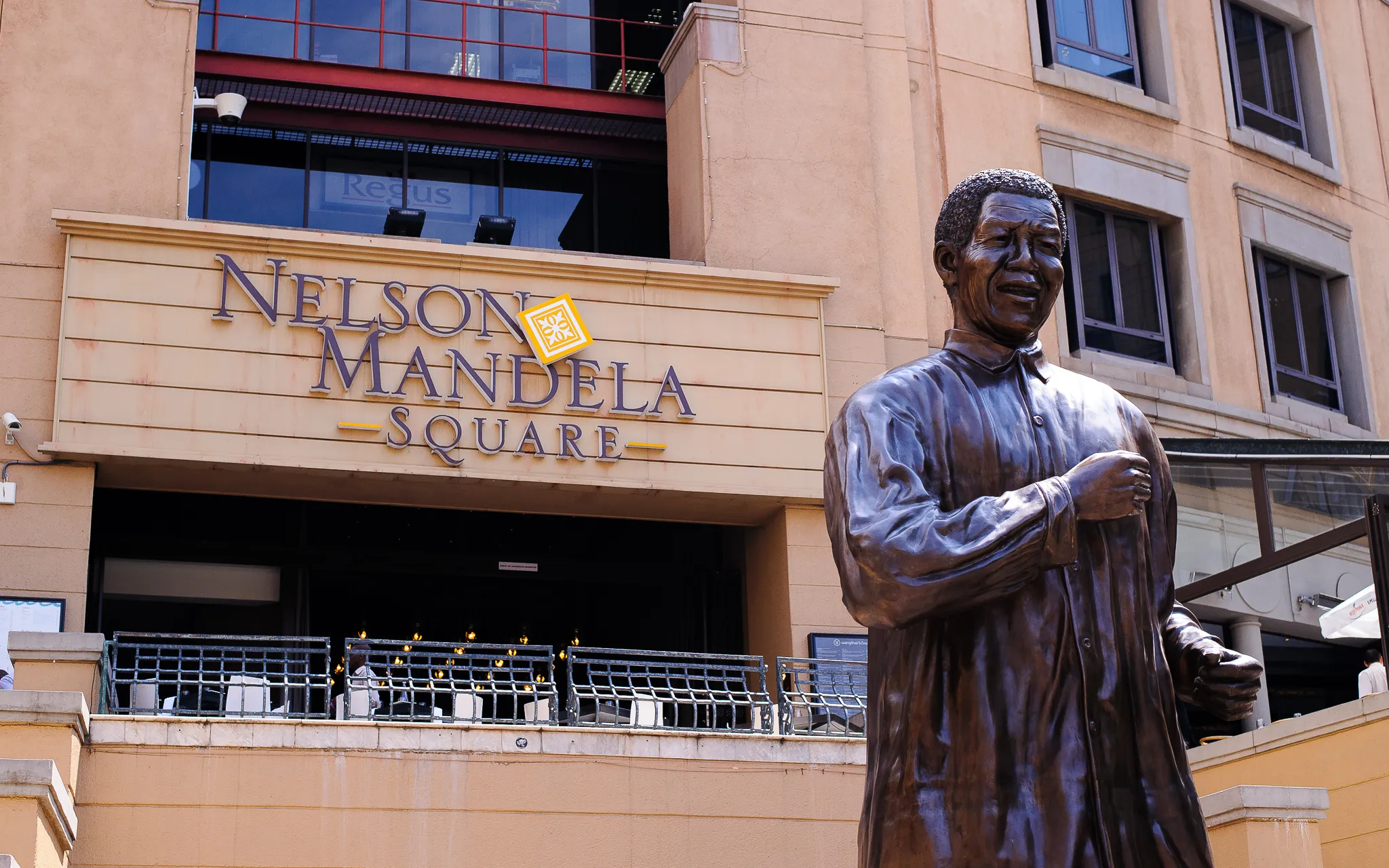 Nelson Mandela Square Sandton — door-to-door hotel pickup