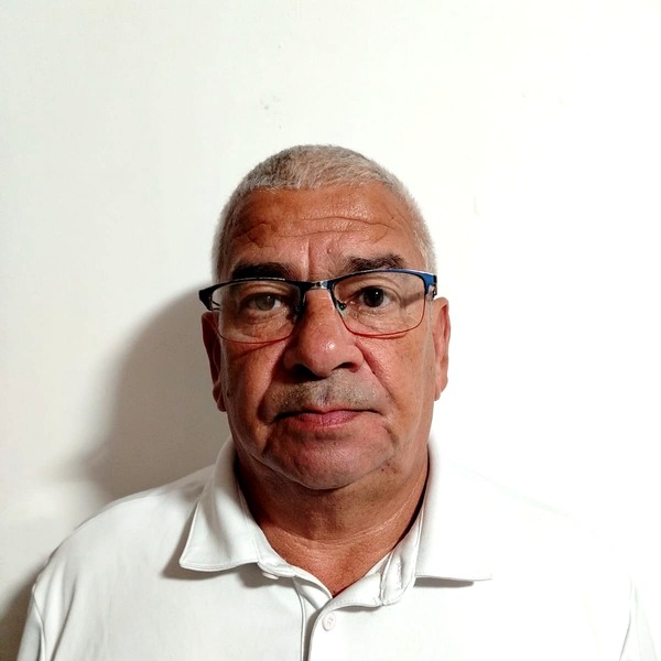 Leon Van Der Rheede — Professional Tour Guide